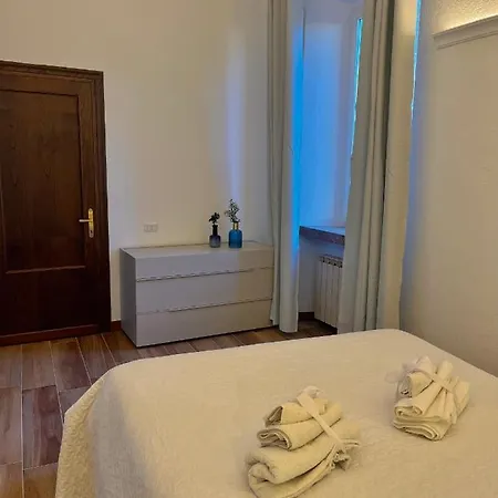 Piazza Matteotti Апартаменты Ассизи